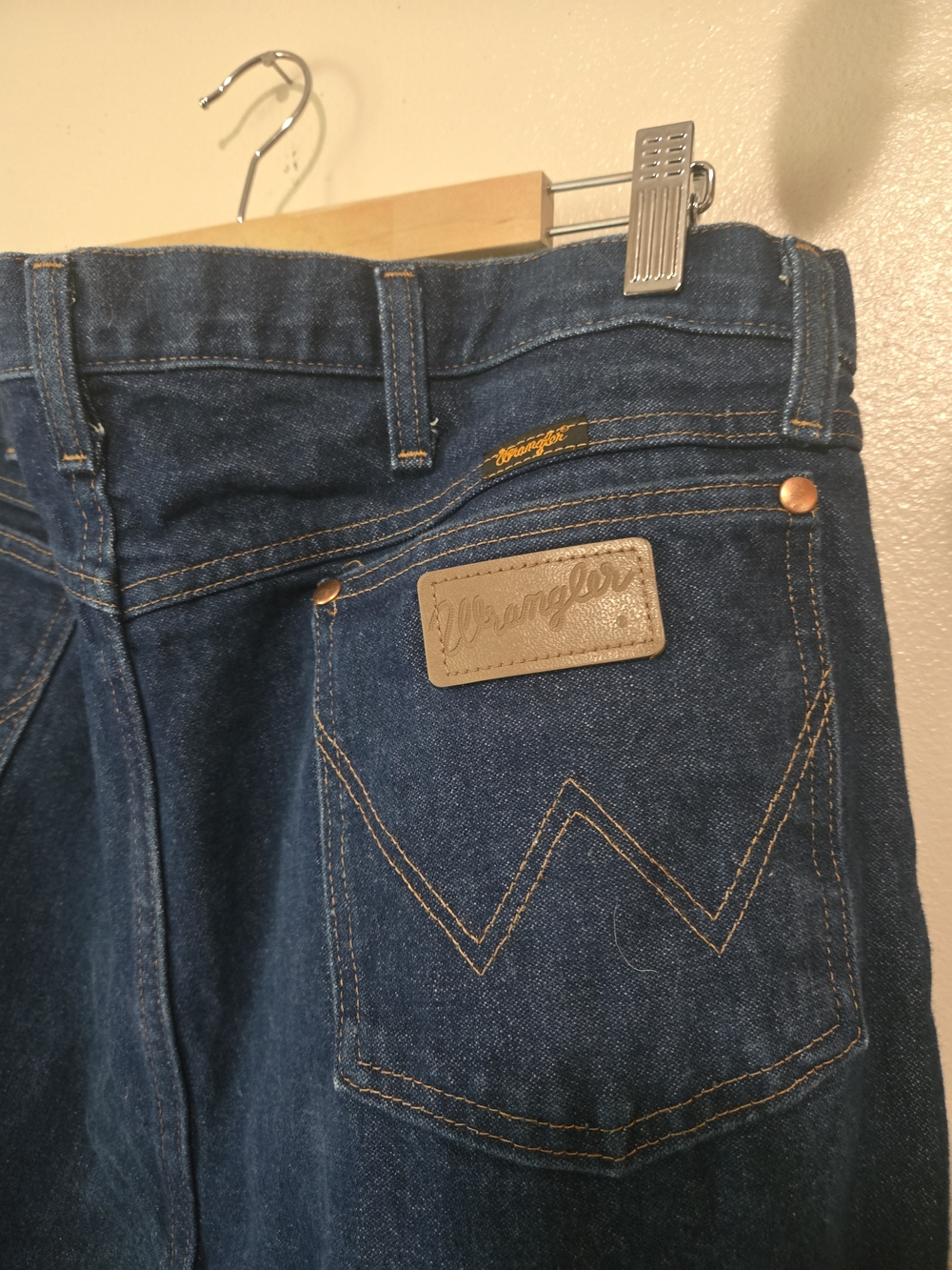 Wrangler 40x34 Classic Cowboy Cut Original Fit Blue Denim Jeans 13MWZ 100%cotton